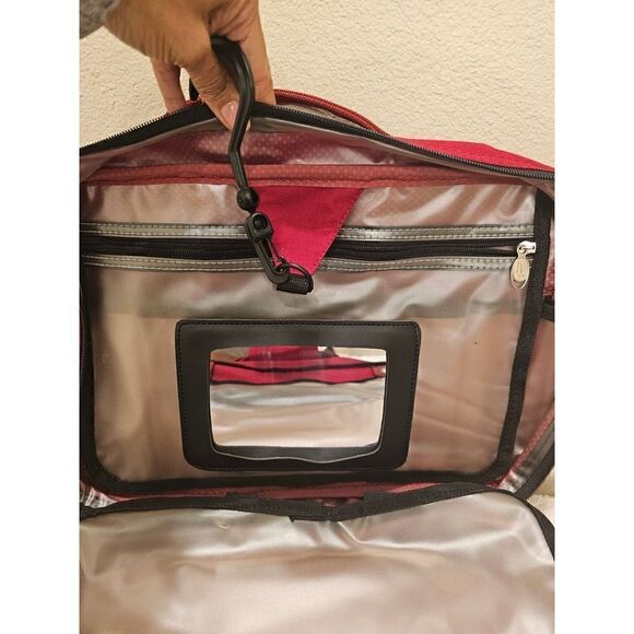 NWT Ricardo's of Beverly Hills Red Luggage Travel Bag - Picture 10 of 15
